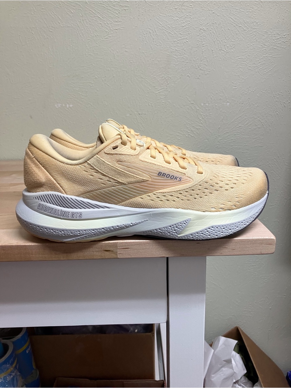 Brooks Women's Adrenaline GTS 24
